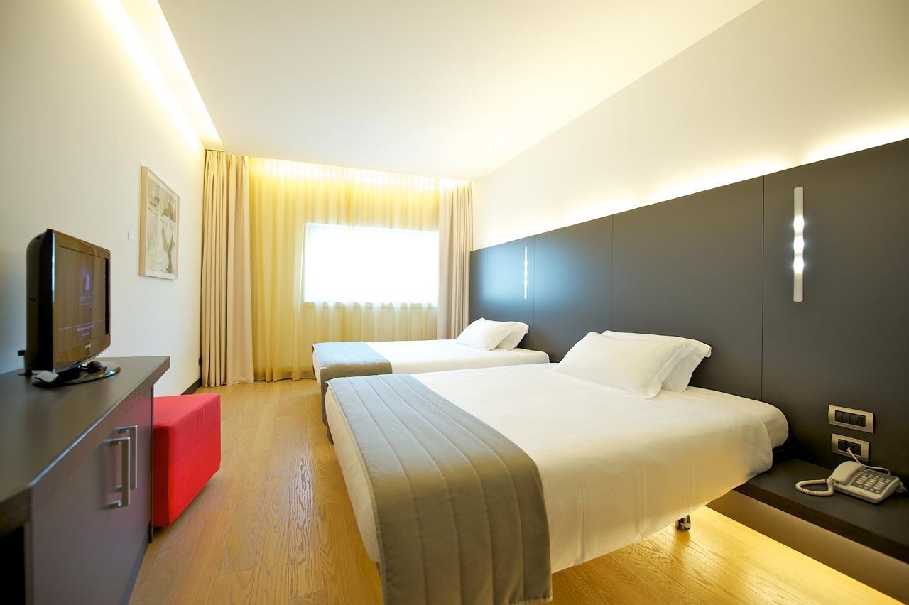 Mercure Nerocubo Rovereto Роверето Экстерьер фото